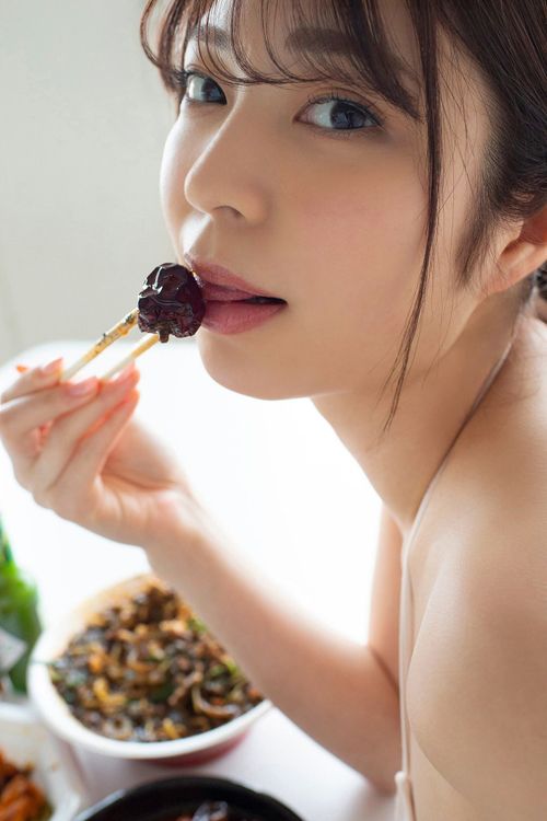 Marina Serizawa photo 2