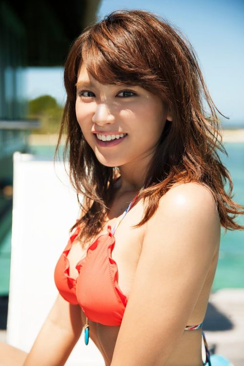 Ikumi Hisamatsu photo 1