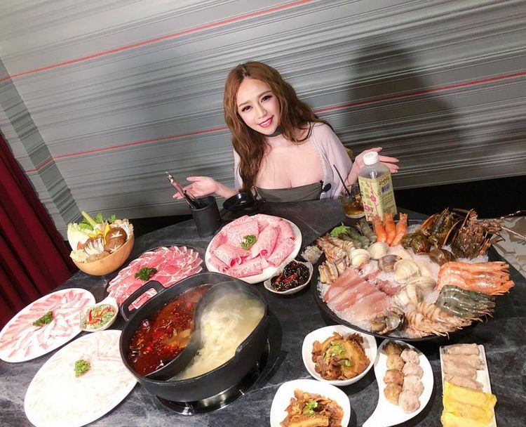 Mina Cheung photo 10