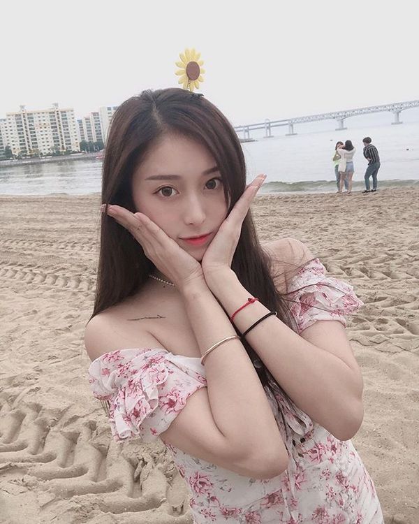 Stella Chen photo 1