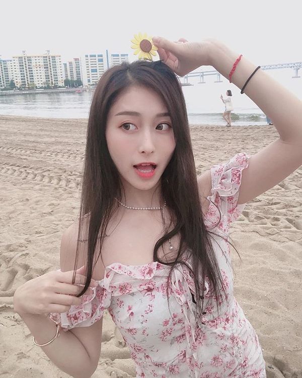 Stella Chen photo 0