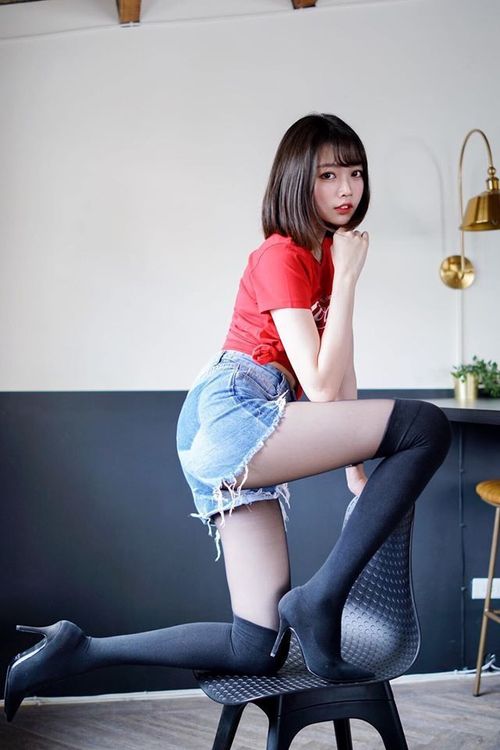 Joanna photo 17
