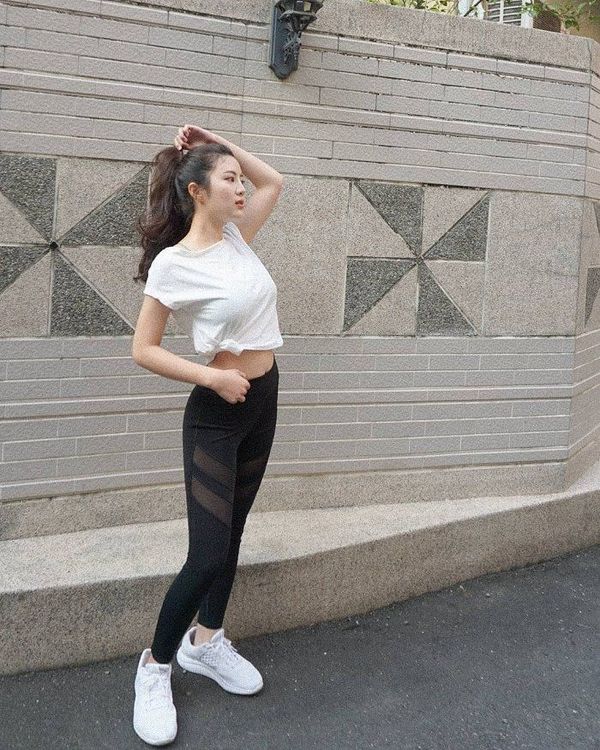 Huang Bian Jie photo 8