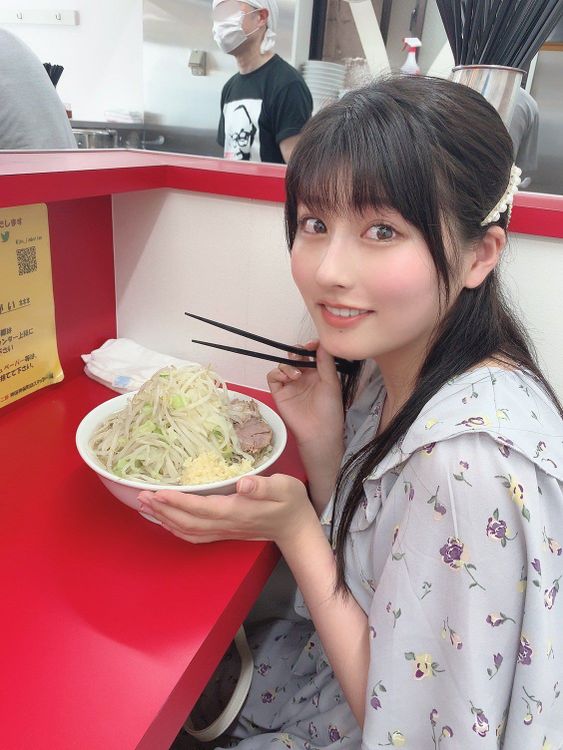 Chitose Yoshino photo 4
