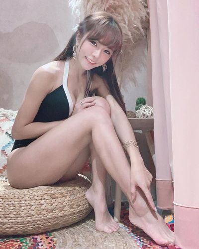 preview image of Ava